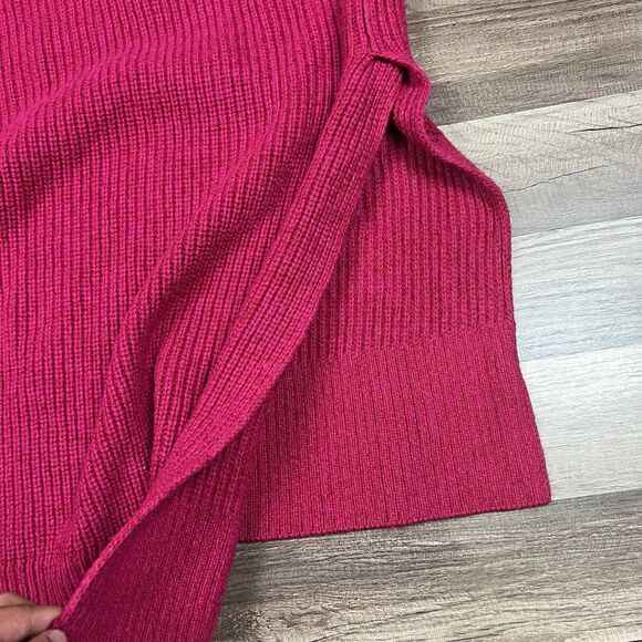 Athleta Shasta Oversize V-Neck Wool Blend Sweater Dark Pink Fuchsia Sz Medium - Picture 6 of 9